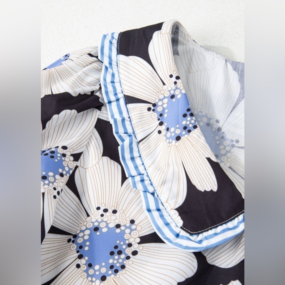 Floral Black and Blue Women's Top - Picture 6 of 9